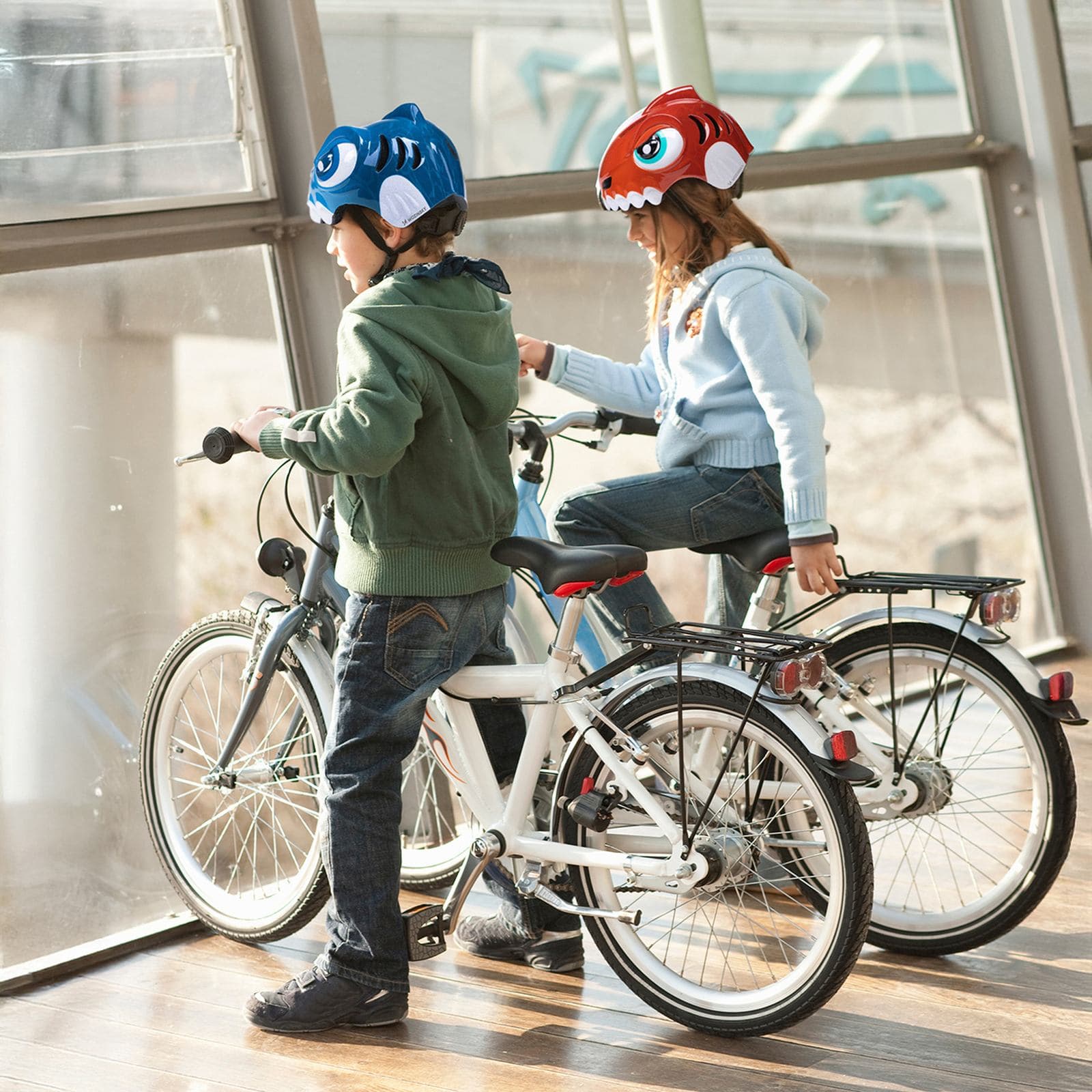 Kask rowerowy dziecięcy 52-56 cm - czerwony dinozaur