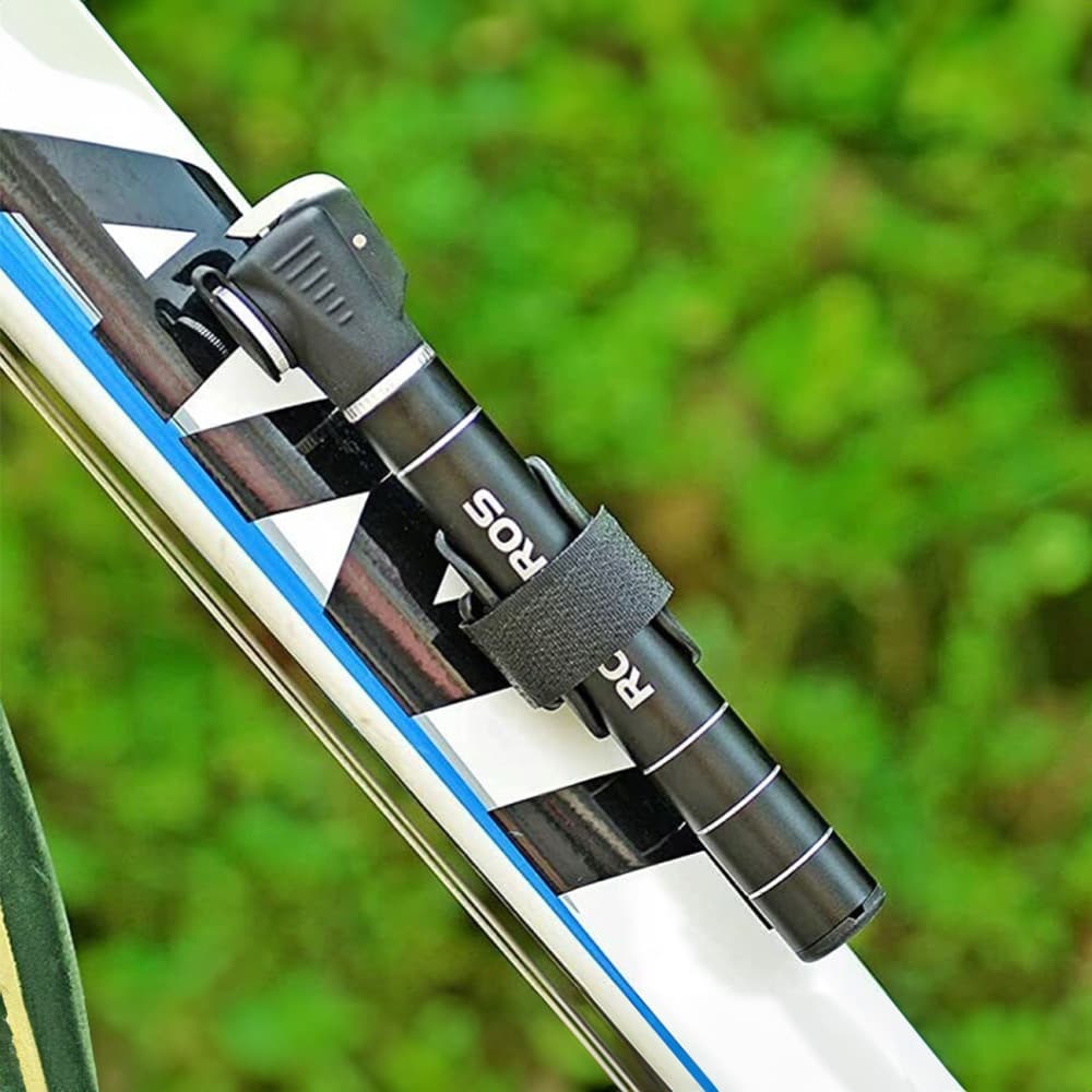 Mała pompka rowerowa 7bar aluminium dł. 17cm czarna