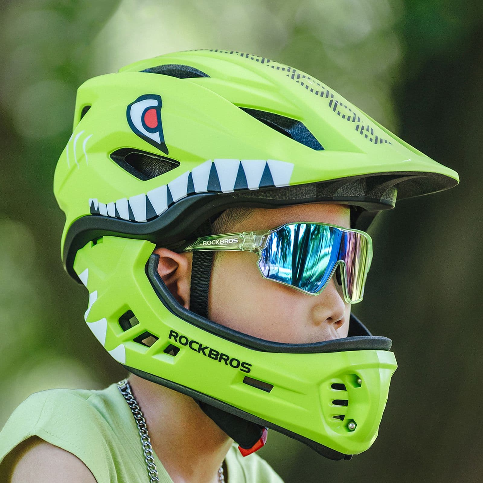 Kask rowerowy dziecięcy z odpinaną szczęką rozmiar 48-52cm zielony rekin