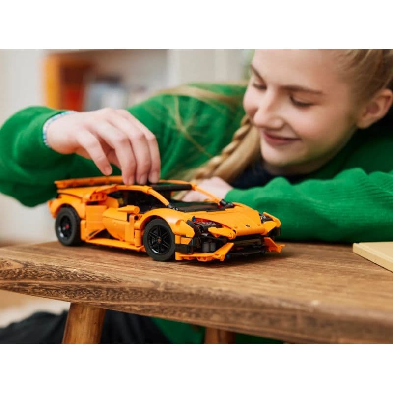 LEGO Technic 42196 Pomarańczowe Lamborghini Huracán Tecnica