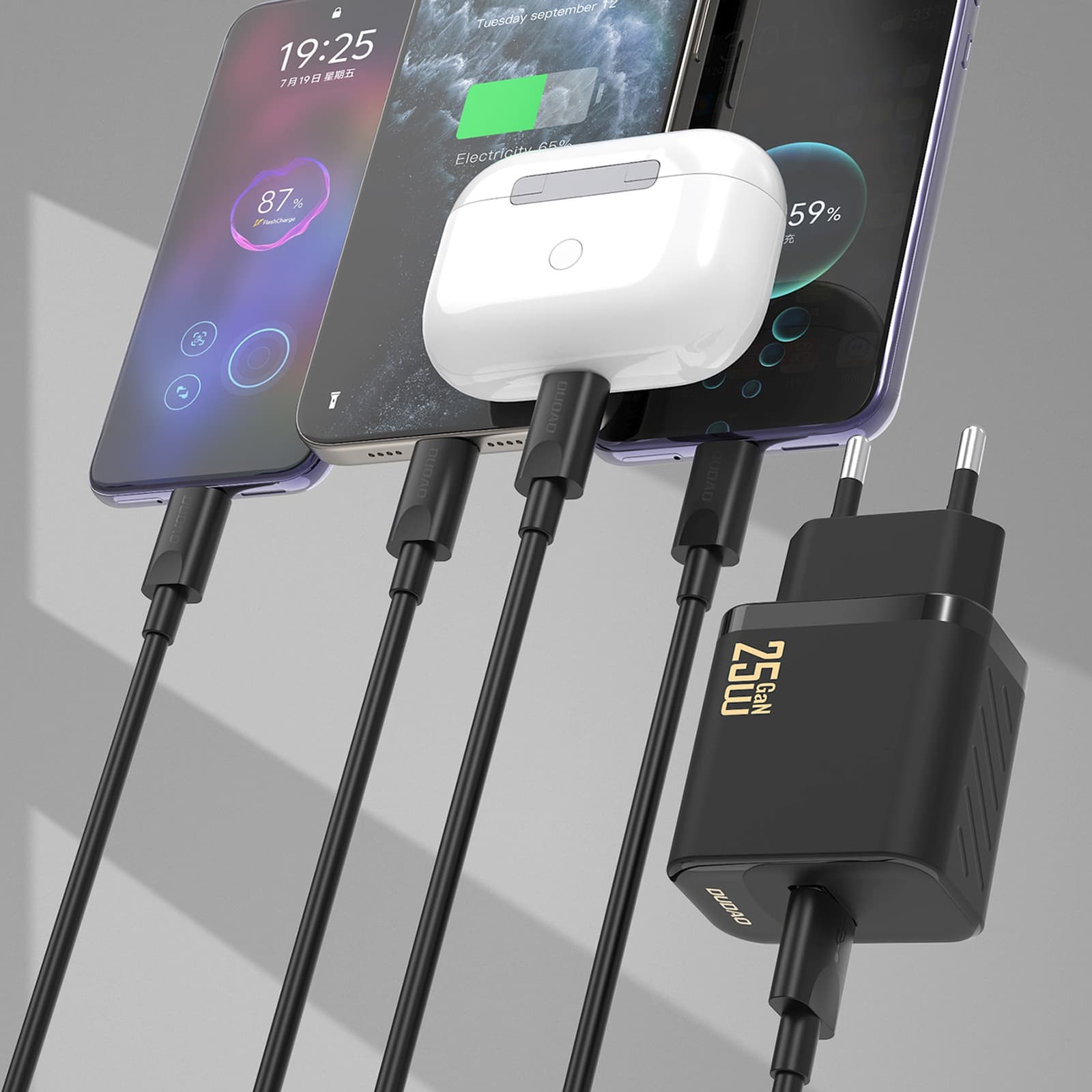 Ładowarka sieciowa USB-A z kablem USB A USB-C GaN 25W czarna